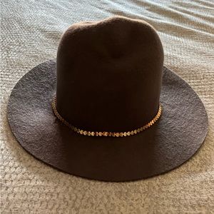 Beautiful Hat!